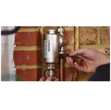 Click Here To Enlarge This Photo Of Fernox TF1 Omega 22mm Filter with Slip Socket Connections 62248